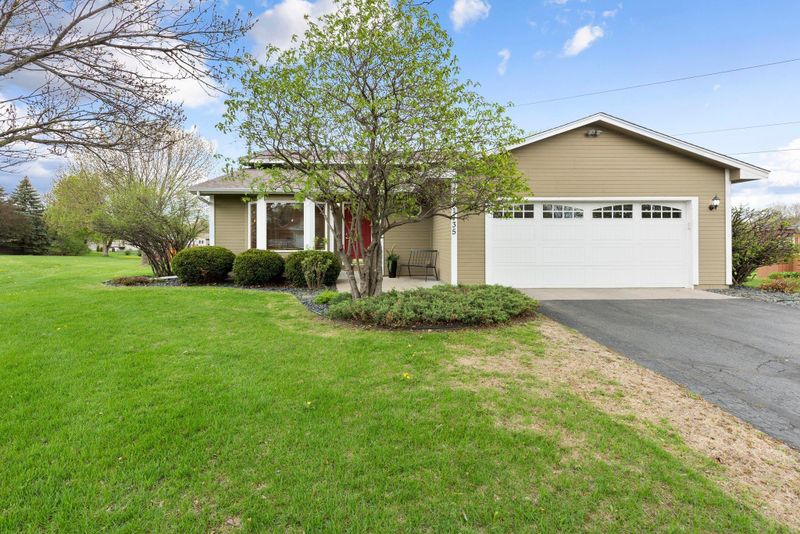 11135 Brittany Dr N, Champlin, MN 55316