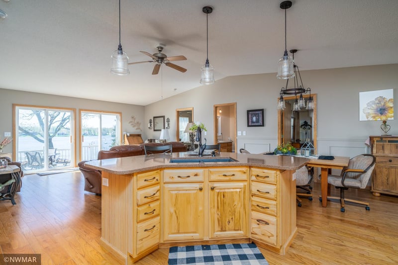 13453 Elmhurst Dr SE, Mentor, MN 56736
