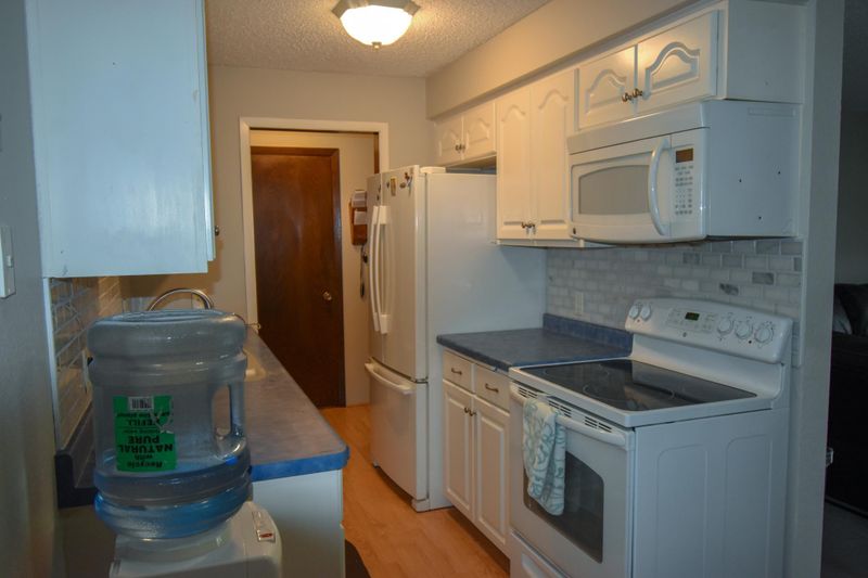 1340 9th Ave S #212, Saint Cloud, MN 56301