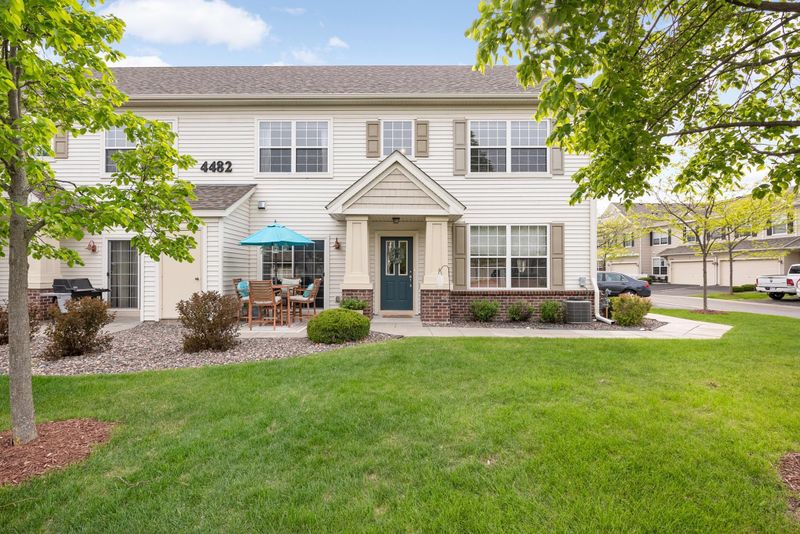 4482 Rosemary Way #2, Hugo, MN 55038