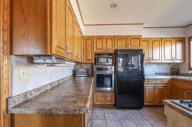 927 N 2nd St, Bruce, WI 54819