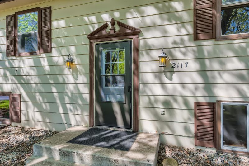 2117 Dundee Pl, Stillwater, MN 55082