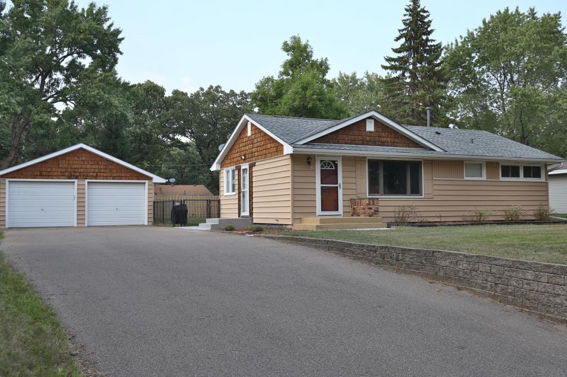 2821 121st Ave NW, Coon Rapids, MN 55433