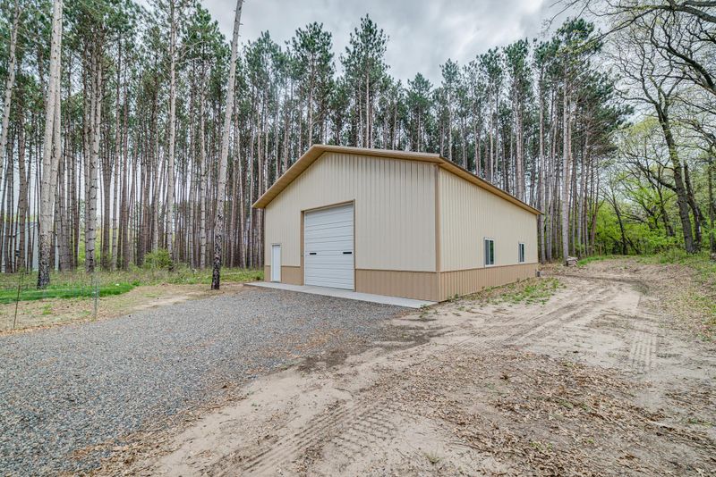 30883 105th St, Princeton, MN 55371