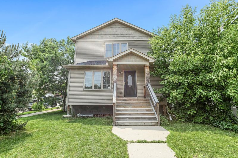 3301 Irving Ave N, Minneapolis, MN 55412