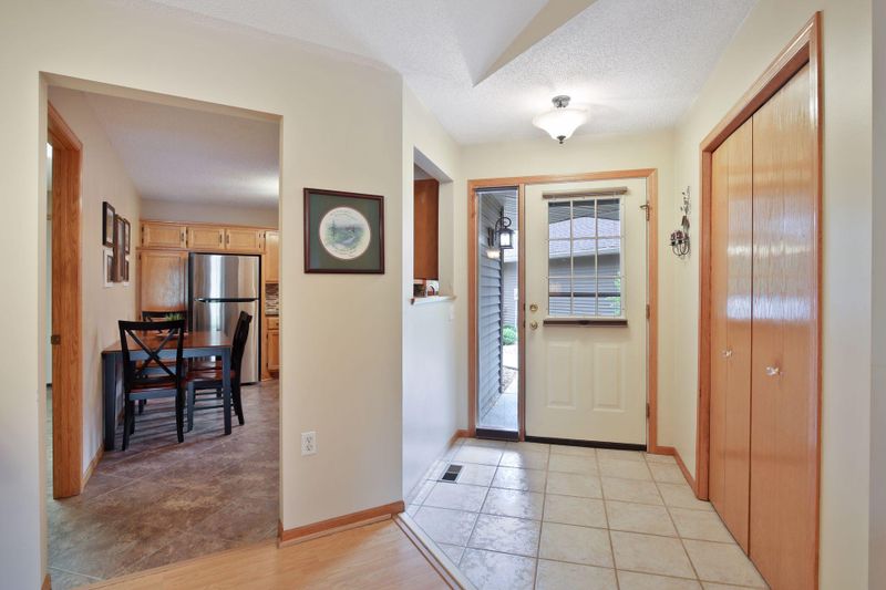 7077 Ivy Ridge Ln, Lino Lakes, MN 55014