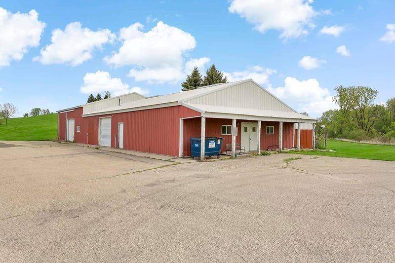 8110 E 280th St, Webster, MN 55088