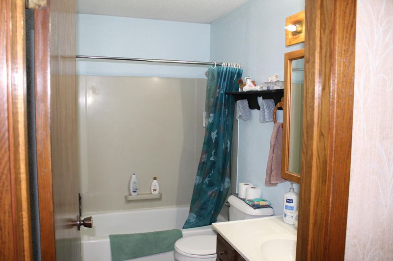 22848 160th St NW, Elk River, MN 55330