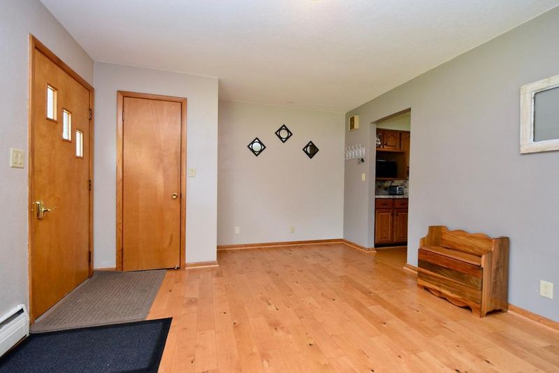1658 W Broadway St, Winona, MN 55987