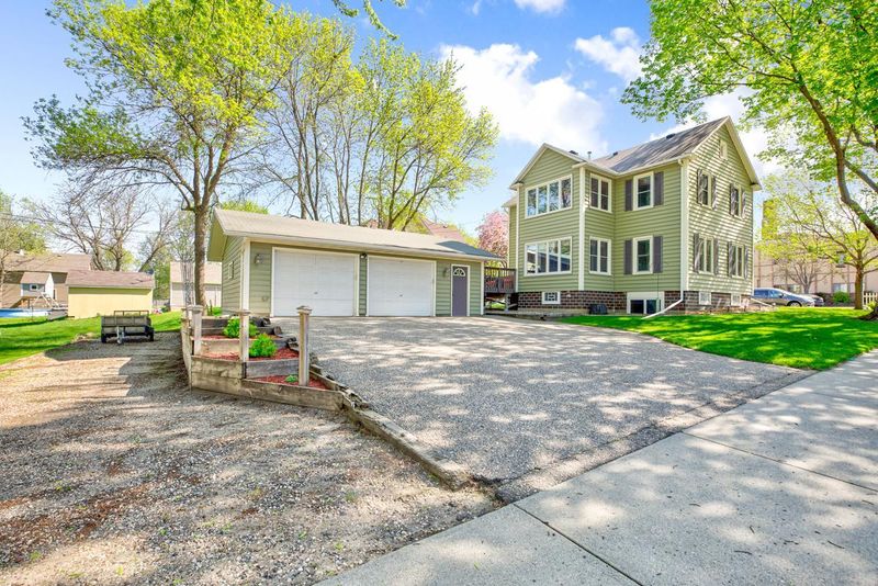 28 3rd Ave SW, Faribault, MN 55021
