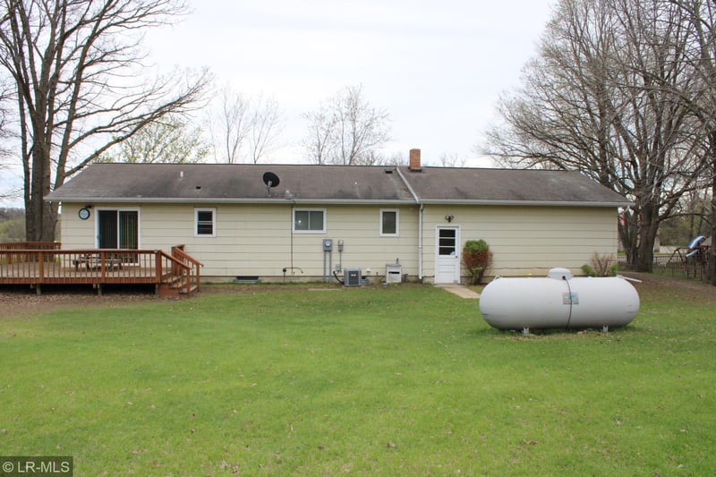 308 2nd St, Bluffton, MN 56518