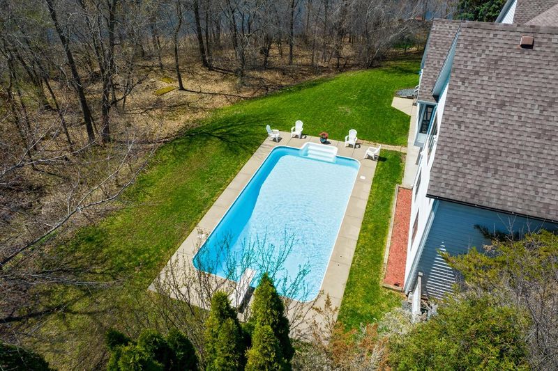 2349 Copperfield Dr, Eagan, MN 55120