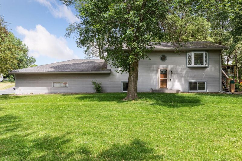 5506 Sunset Cir, Rockford, MN 55373