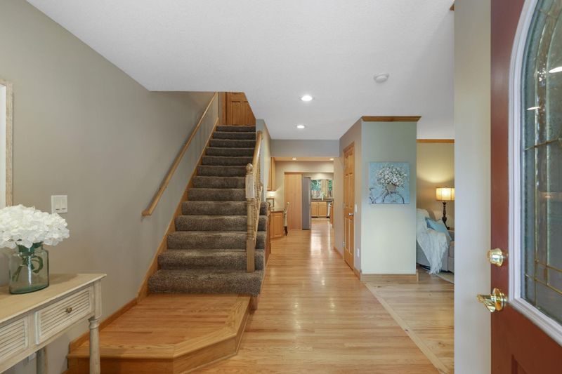 15512 Logarto Ln, Burnsville, MN 55306