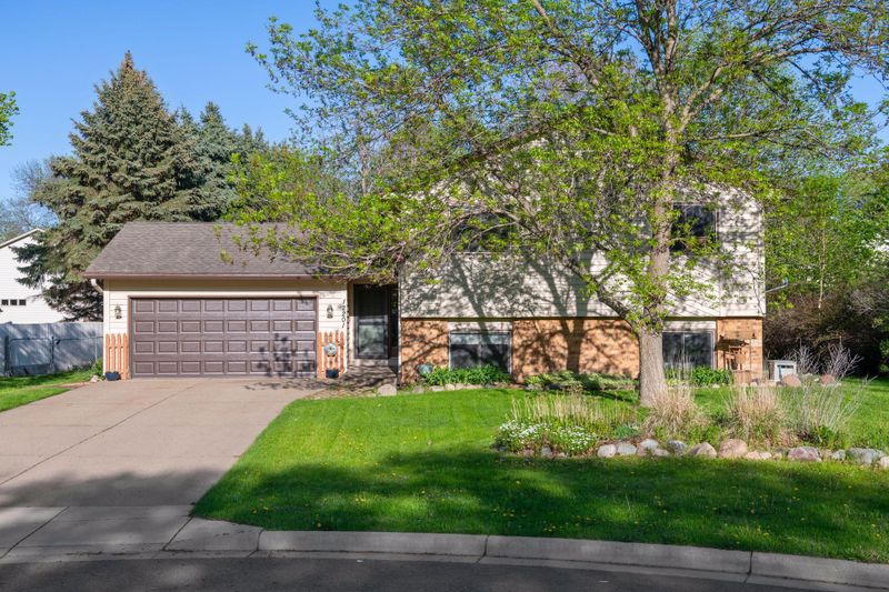 12201 Maryland Cir, Champlin, MN 55316