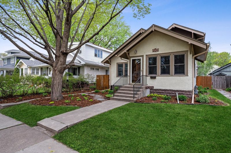 1893 James Ave, Saint Paul, MN 55105