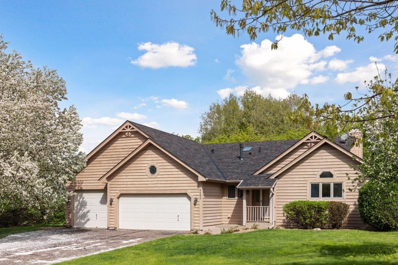 4282 Joppa Ct, Savage, MN 55378