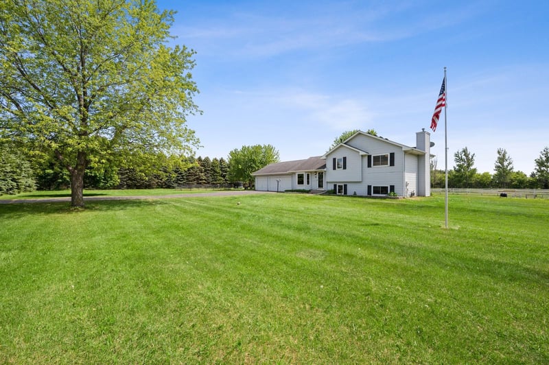 9130 184th Ave NW, Nowthen, MN 55330