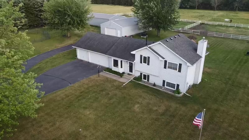 9130 184th Ave NW, Nowthen, MN 55330