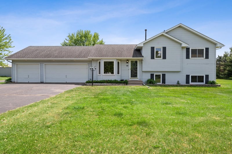 9130 184th Ave NW, Nowthen, MN 55330