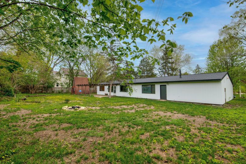 1100 Bliss Ln, Bloomington, MN 55431