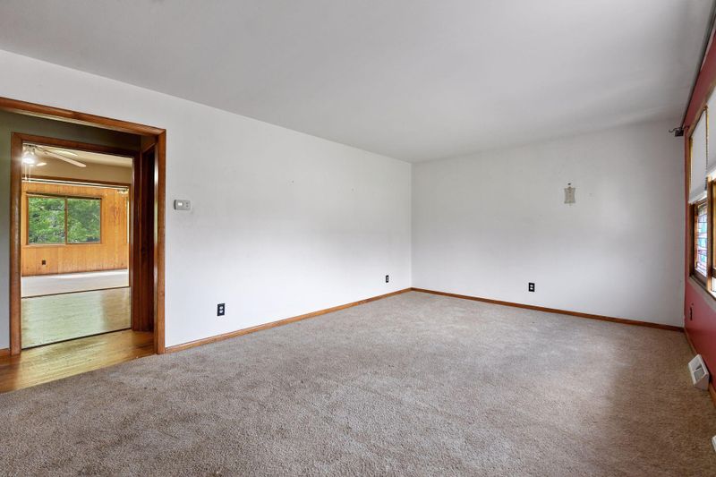 4115 Highland Rd, Saint Bonifacius, MN 55375
