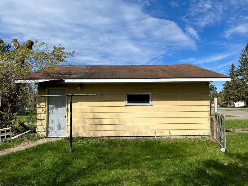 501 Pleasant Ave S, Park Rapids, MN 56470