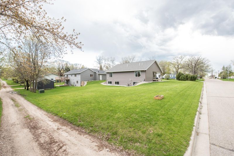 403 Quincy St, Alexandria, MN 56308