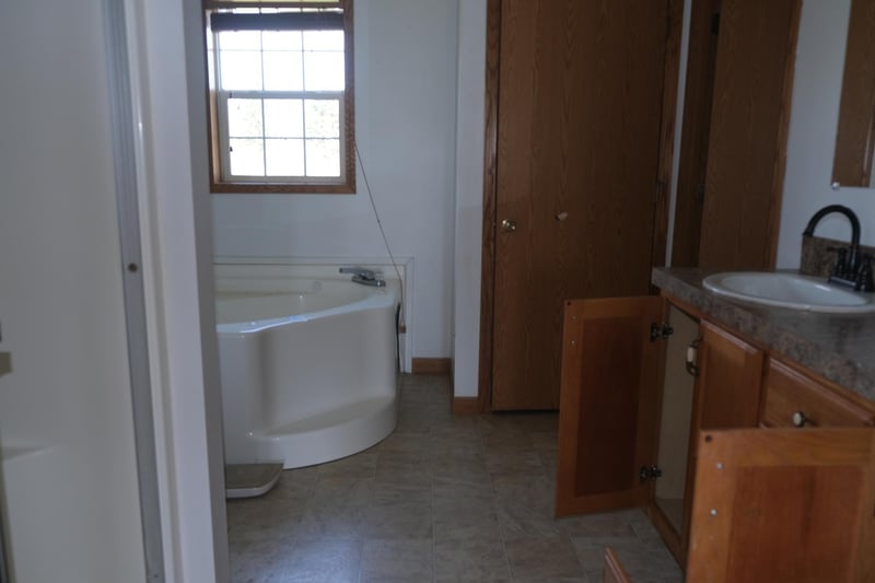 21493 280th St, Rushmore, MN 56168