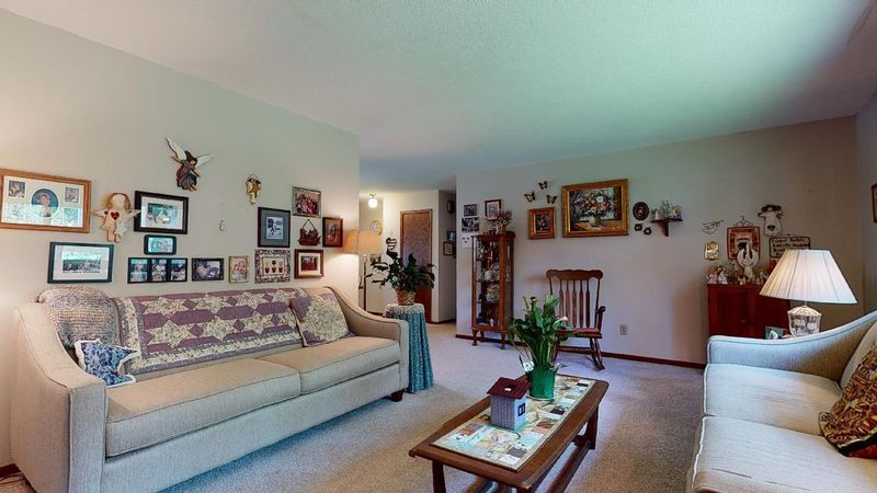 1840 15th Ave NW, New Brighton, MN 55112