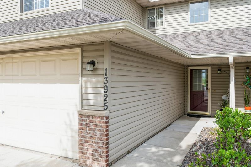 13925 Iris Ave, Rogers, MN 55374