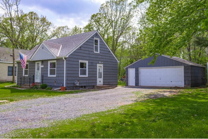 2130 Quarry Ave S, Lakeland, MN 55043