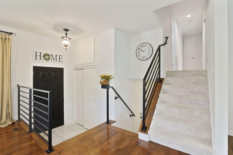 5603 Interlachen Cir, Edina, MN 55436