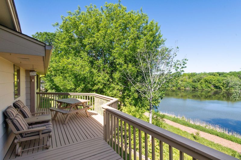 10316 Morris Rd, Bloomington, MN 55437