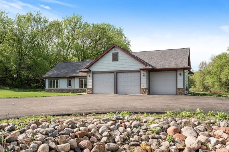 15951 62nd St NE, Elk River, MN 55330
