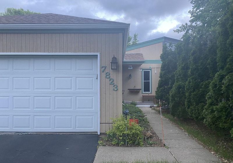7823 Glenda Ct, Apple Valley, MN 55124