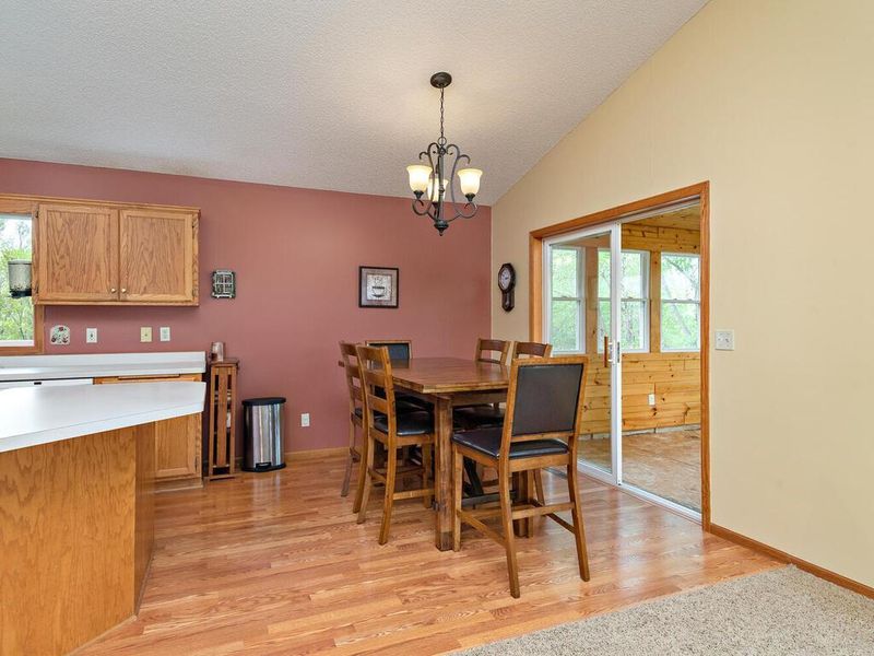 2771 Oakview Ct, Monticello, MN 55362
