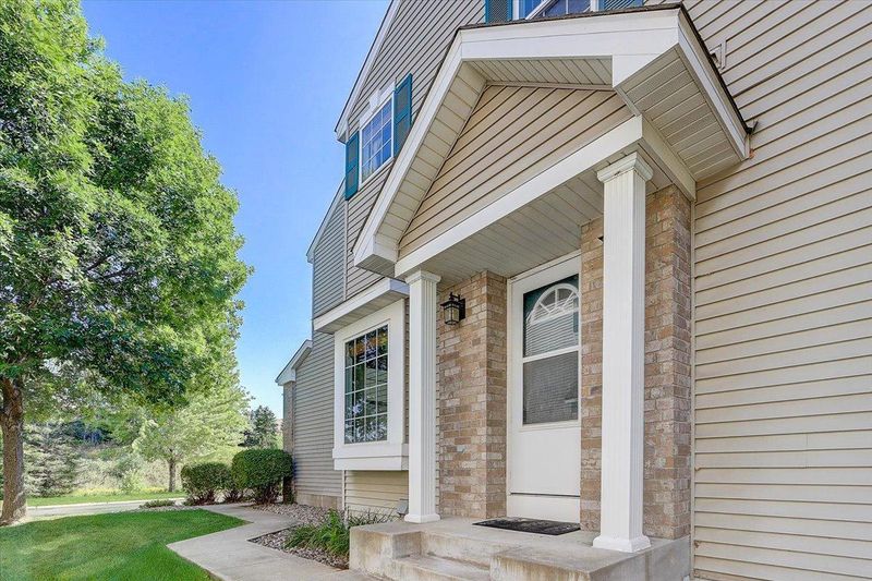 15251 Florist Cir, Apple Valley, MN 55124