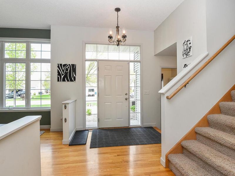 2382 Ponds Way, Shakopee, MN 55379
