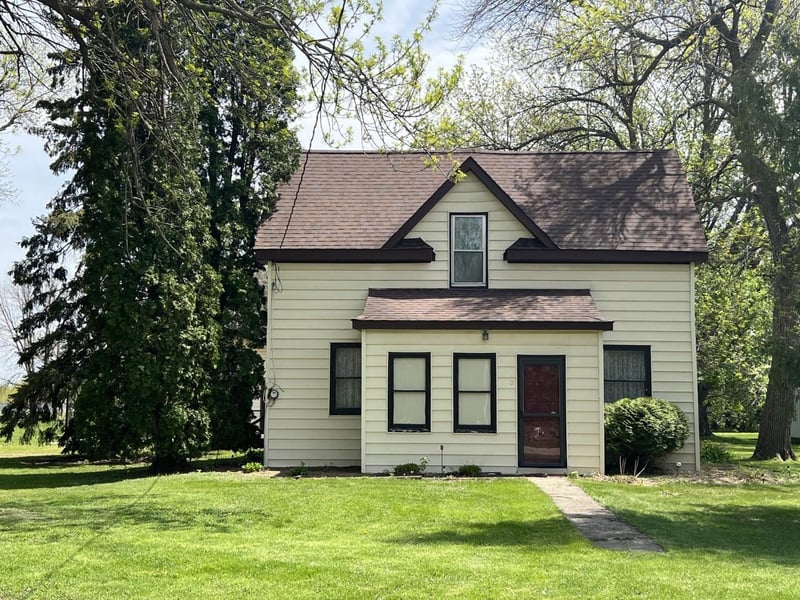 110 Depue St, Holloway, MN 56249