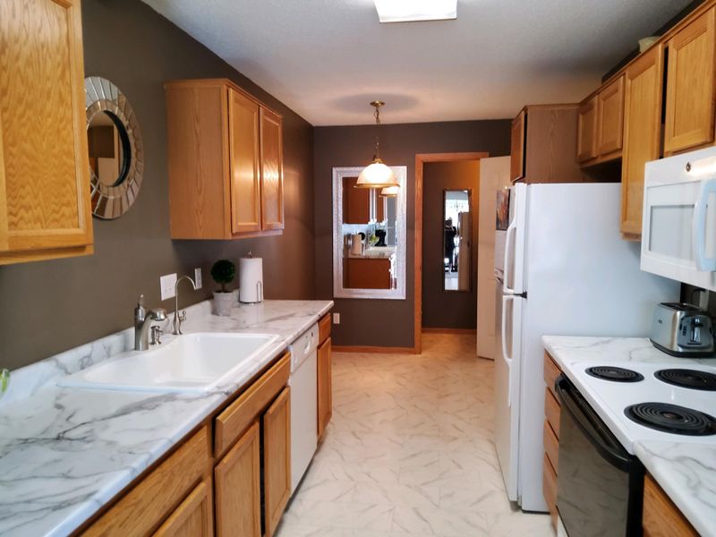 12736 74th Ave N, Maple Grove, MN 55369