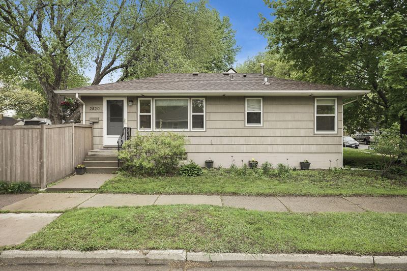 2820 E 55th St, Minneapolis, MN 55417