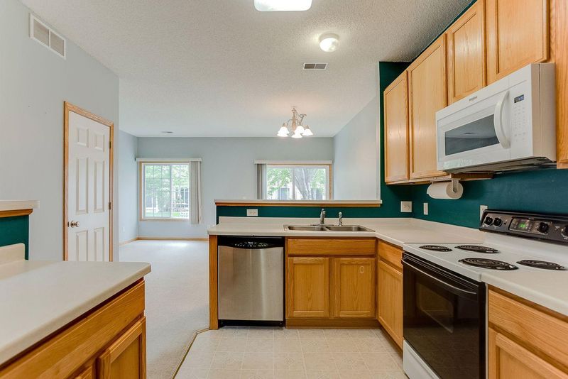 7359 Derby Ln, Shakopee, MN 55379