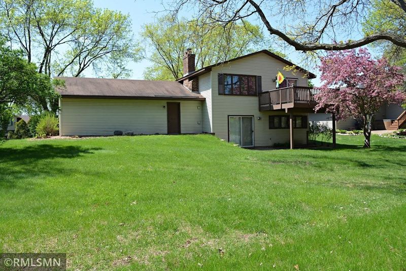 7808 W 103rd St, Bloomington, MN 55438