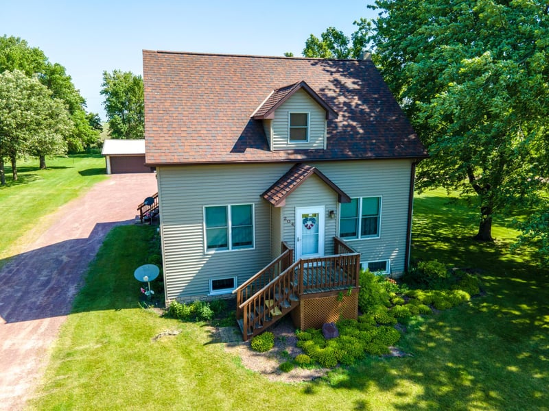 204 W Duroe St, Jeffers, MN 56145