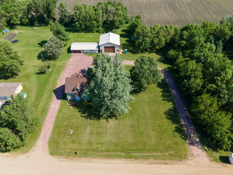 204 W Duroe St, Jeffers, MN 56145