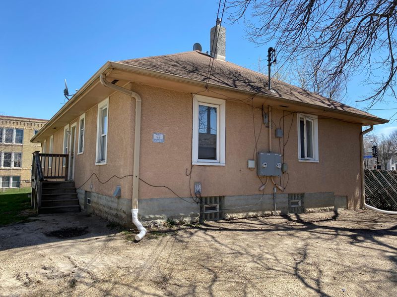 3211 Fremont Ave N, Minneapolis, MN 55412