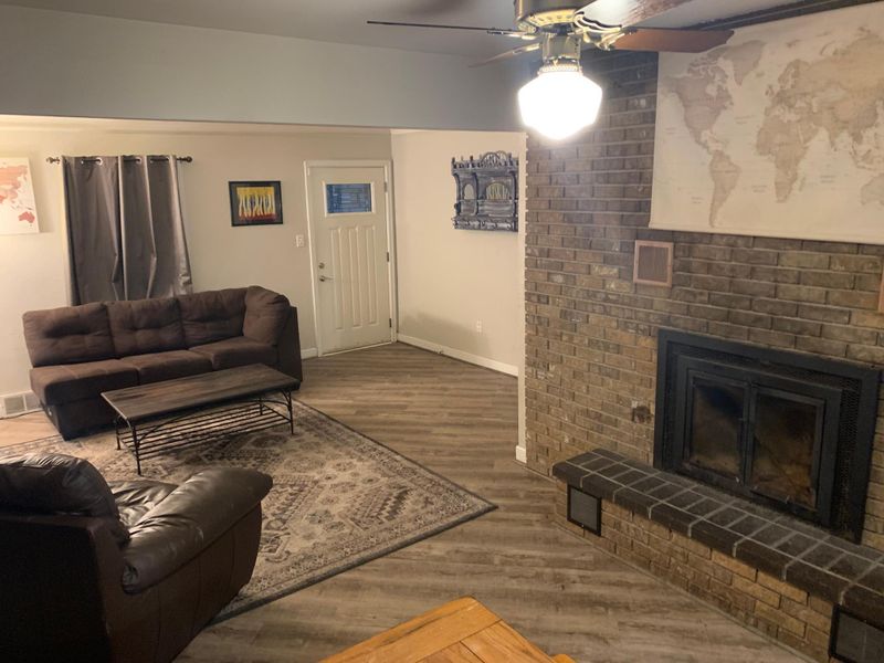 2343 Holloway Ave E, North Saint Paul, MN 55109