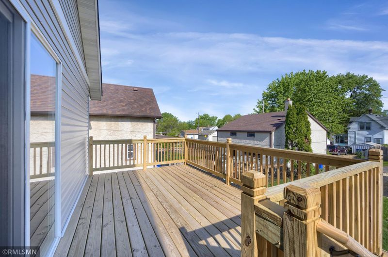 81 Hatch Ave, Saint Paul, MN 55117