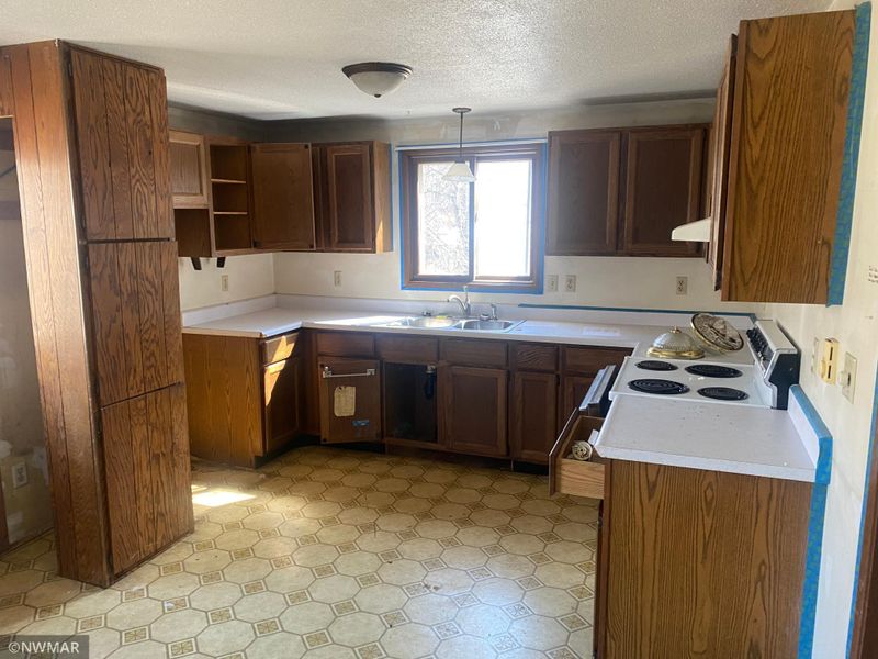 19981 Windsurf Dr, Bemidji, MN 56601